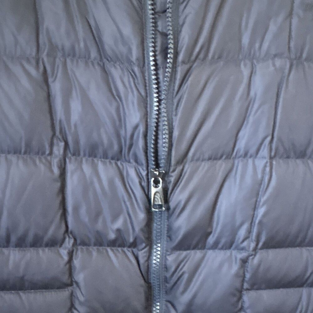 The North Face Women’s Navy Blue Hooded Full Zip Mid-Length Puffer Coat M - Picture 6 of 9